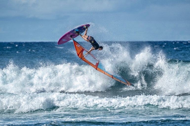 Final Day at the Maui Strong Aloha Classic » Wind News Magazine